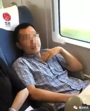 ������Ѷ�����������ԡ���ʵ�����ع⣬������ѧ���޹�